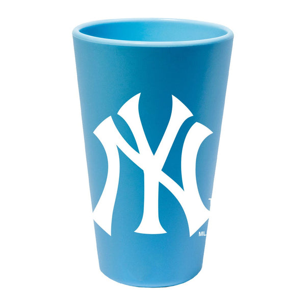 New York Yankees 16 oz Silicone Pint Glass