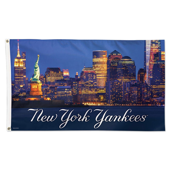 New York Yankees Flag - Deluxe 3' X 5'