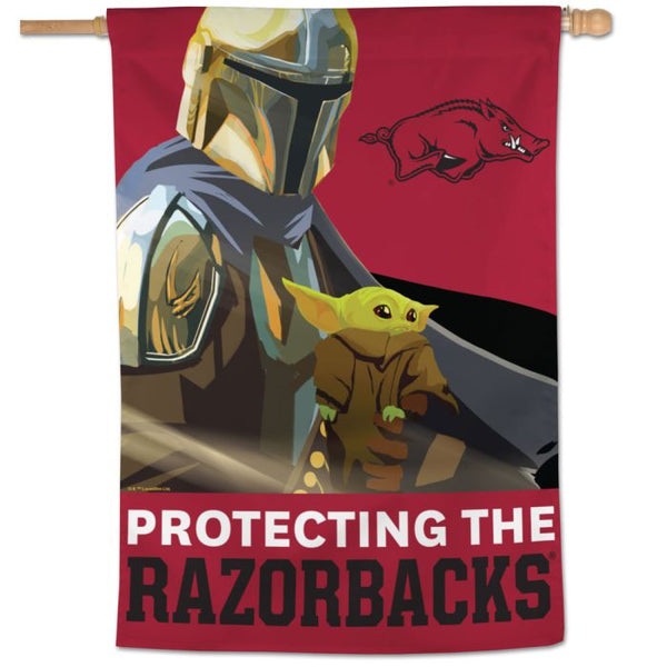 Wholesale-Arkansas Razorbacks / Star Wars MANDALORIAN Vertical Flag 28" x 40"