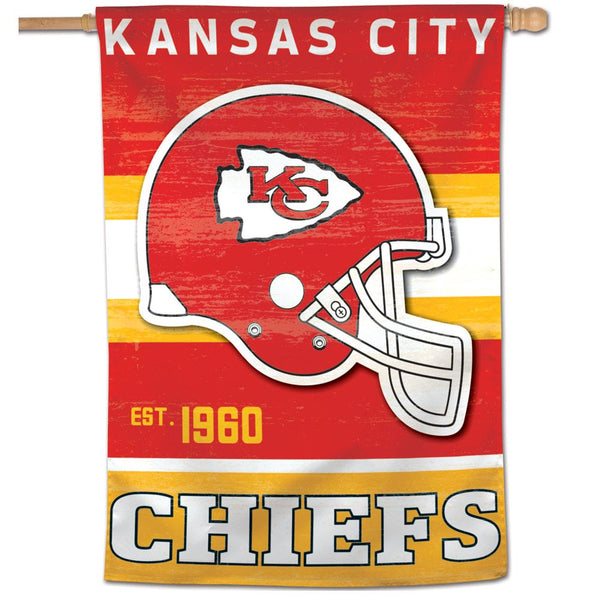 Kansas City Chiefs / Classic Logo Retro look Vertical Flag 28" x 40"