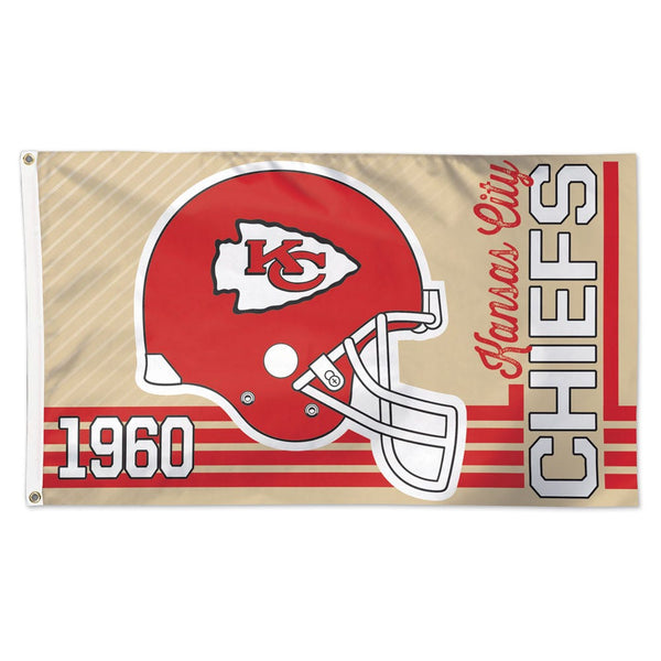 Kansas City Chiefs / Classic Logo Retro look Flag - Deluxe 3' X 5'
