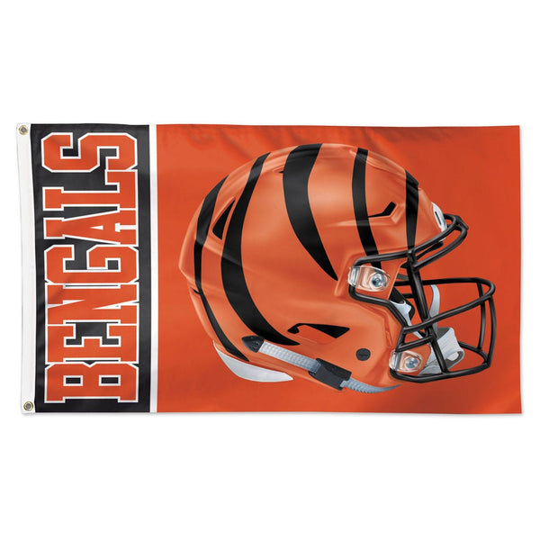 Cincinnati Bengals Helmet Flag - Deluxe 3' X 5'