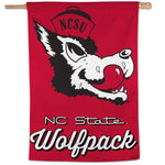 Wholesale-NC State Wolfpack /College Vault SLOBBERING WOLF Vertical Flag 28" x 40"