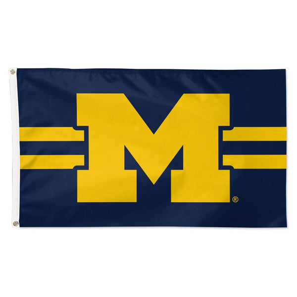 Michigan Wolverines Flag - Deluxe 3' X 5'