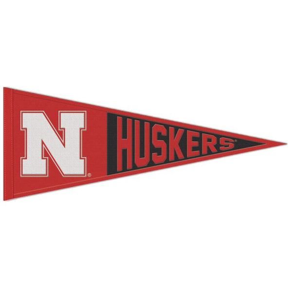 Wholesale-Nebraska Cornhuskers Wool Pennant 13" x 32"