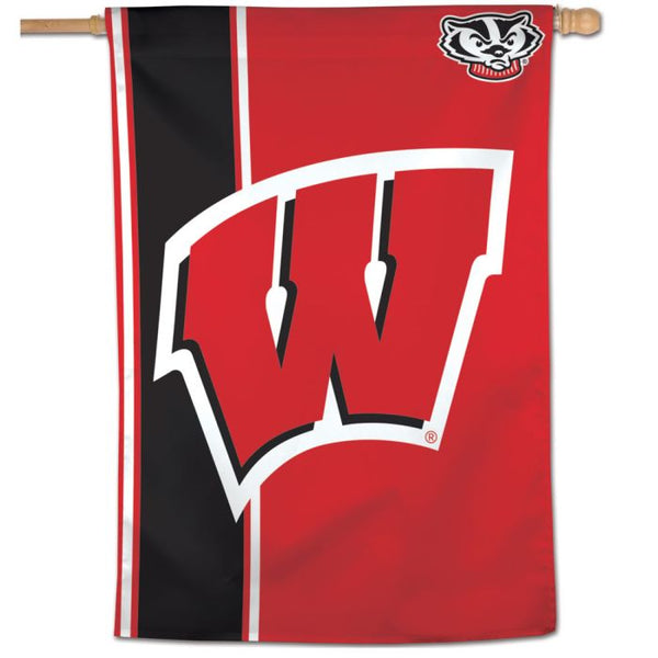 Wholesale-Wisconsin Badgers Stripe Vertical Flag 28" x 40"