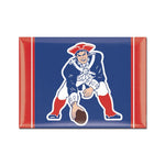 Wholesale-New England Patriots / Classic Logo Metal Magnet 2.5" x 3.5"