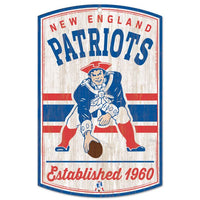 Wholesale-New England Patriots / Classic Logo RETRO Wood Sign 11" x 17" 1/4" thick