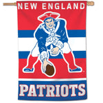 Wholesale-New England Patriots / Classic Logo Retro Vertical Flag 28" x 40"