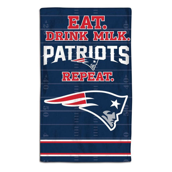 Wholesale-New England Patriots / Littlest Fan NFL EAT Burp Cloth 10" x 17"