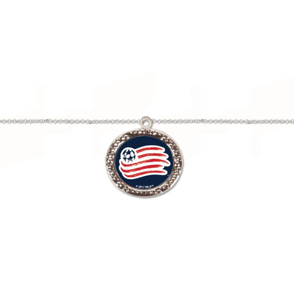 Wholesale-New England Revolution Bracelet w/Charm Jewelry Carded