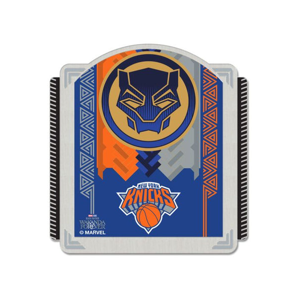 Wholesale-New York Knicks / Marvel (c) 2022 MARVEL Collector Pin Jewelry Card