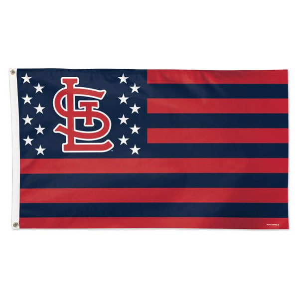 Wholesale-St. Louis Cardinals / Patriotic Flag - Deluxe 3' X 5'
