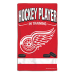 Detroit Red Wings HOCKEY PLAYER IN TRAINING Burp Cloth 10" x 17"